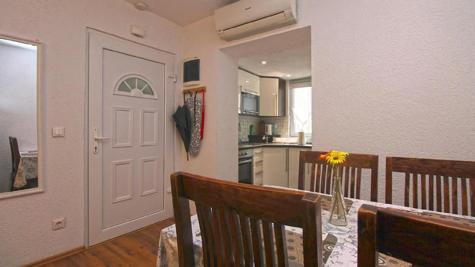 Appartement Ferienwohnung Fuer 3 Personen Ca 38 Qm In Pula, Istrien Istrische Riviera